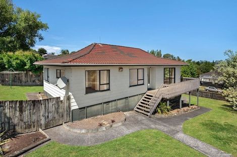 Photo of property in 139 Moire Road, West Harbour, Auckland, 0618