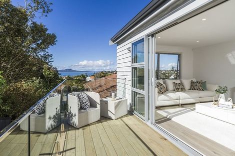 Photo of property in 1/465a Beach Road, Murrays Bay, Auckland, 0630