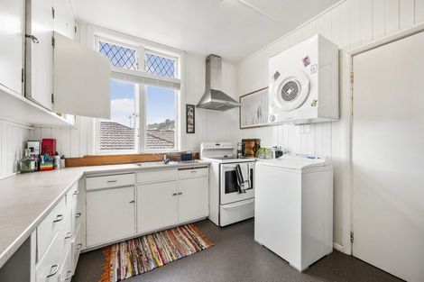Photo of property in 518 Evans Bay Parade, Hataitai, Wellington, 6021