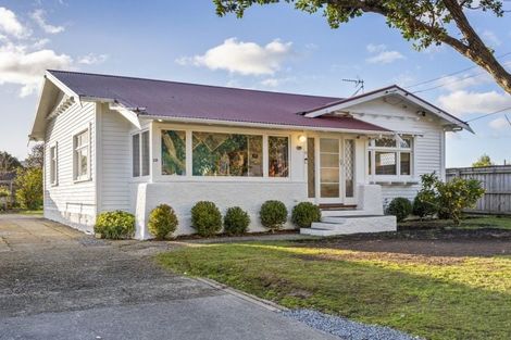 Photo of property in 13 Brook Street, Waiwhetu, Lower Hutt, 5010