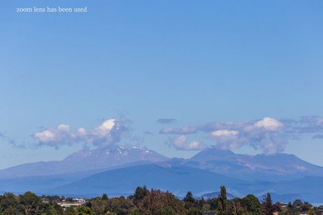 Photo of property in 2/23 Harvey Street, Waipahihi, Taupo, 3330