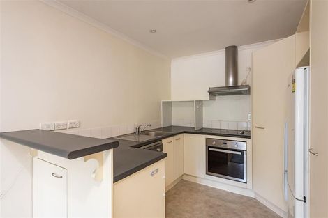 Photo of property in 19 Ballantrae Place, Thorndon, Wellington, 6011