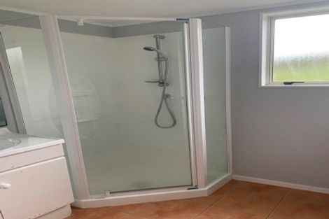 Photo of property in 1291 Old North Road, Helensville, 0875