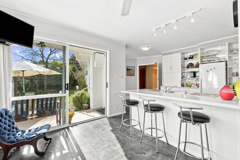 Photo of property in 5 Eaton Crescent, Otamatea, Whanganui, 4500