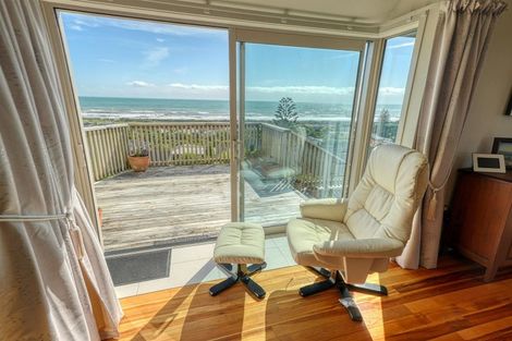 Photo of property in 14 Stanton Crescent, Karoro, Greymouth, 7805