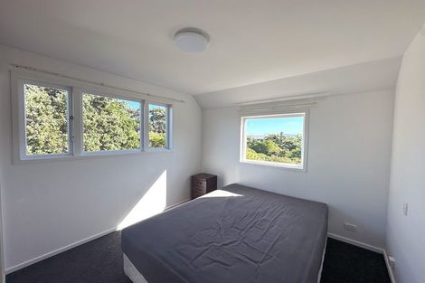 Photo of property in 10 Lone Tree Grove, Kelson, Lower Hutt, 5010