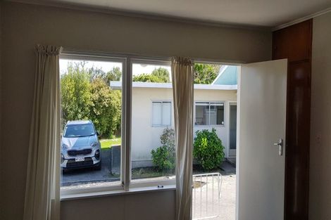 Photo of property in 14 Carl Avenue, Havelock North, 4130