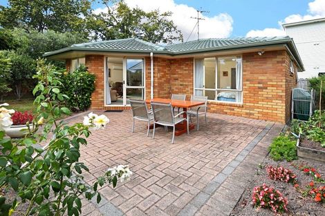 Photo of property in 11a Te Kanawa Crescent, Henderson, Auckland, 0610