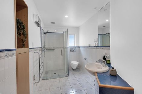 Photo of property in 22 Darvel Street, Riccarton, Christchurch, 8011