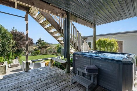 Photo of property in 30 Foster Crescent, Snells Beach, 0920