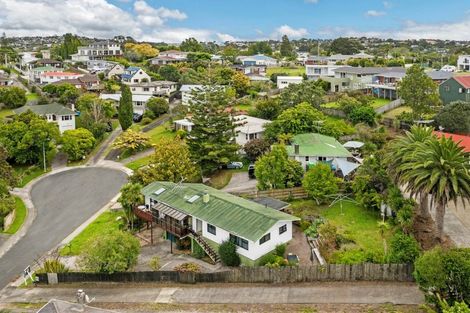 Photo of property in 15 Roband Avenue, Glenfield, Auckland, 0629