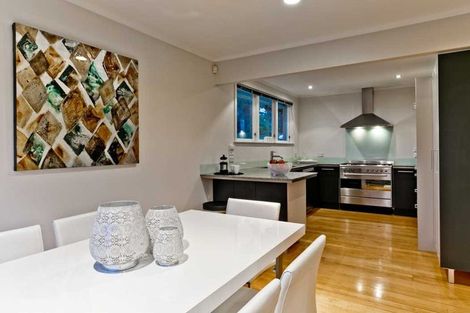 Photo of property in 456 Beach Road, Murrays Bay, Auckland, 0630