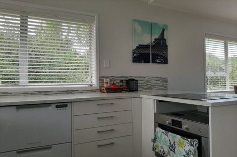 Photo of property in 1/61 Mcclintock Road, Massey, Auckland, 0614