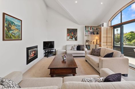 Photo of property in 38 Harley Close, Hauraki, Auckland, 0622