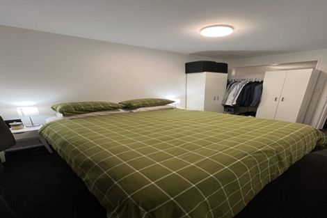 Photo of property in 2/4 Wynyard Road, Mount Eden, Auckland, 1024