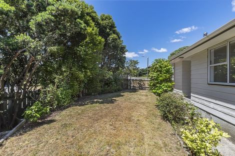 Photo of property in 1 Mervyn Place, Plimmerton, Porirua, 5026