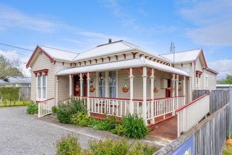 Photo of property in 168 High Street South, Carterton, 5713