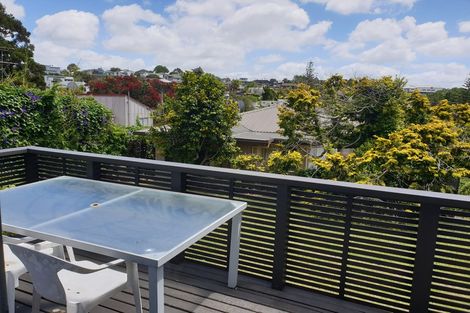 Photo of property in 58 Beulah Avenue, Rothesay Bay, Auckland, 0630
