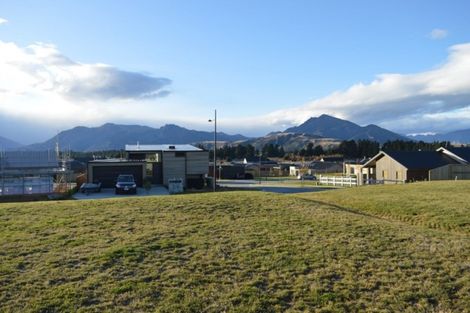 Photo of property in 9 Bargour Street, Wanaka, 9305
