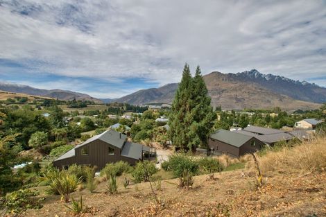 Photo of property in 36 Ferry Hill Drive, Lower Shotover, Queenstown, 9371