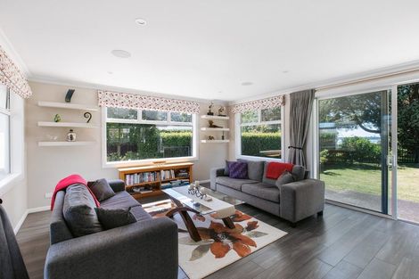 Photo of property in 5 Gellibrand Place, Omokoroa, 3114