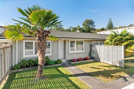 Photo of property in 1/10 Agincourt Street, Glenfield, Auckland, 0629