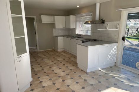 Photo of property in 67 Appleby Crescent, Burnside, Christchurch, 8053