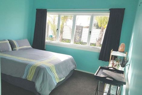 Photo of property in 105 West Tamaki Road, Glen Innes, Auckland, 1072