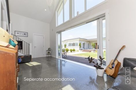 Photo of property in 246a Taiapa Road, Muriwai, Waimauku, 0881