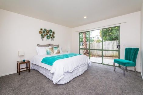 Photo of property in 1/61 Mountbatten Avenue, Hillcrest, Auckland, 0627
