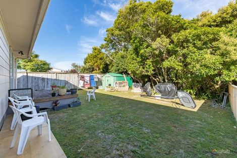 Photo of property in 6c Pokaka Street, Birchville, Upper Hutt, 5018