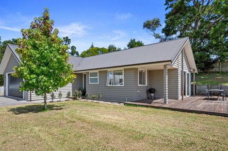 Photo of property in 949 State Highway 16, Waimauku, 0812