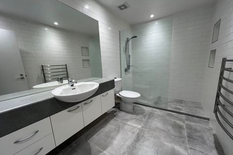 Photo of property in 2/5 Hepburn Street, Freemans Bay, Auckland, 1011