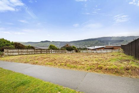 Photo of property in 158 Woodman Drive, Tawa, Wellington, 5028