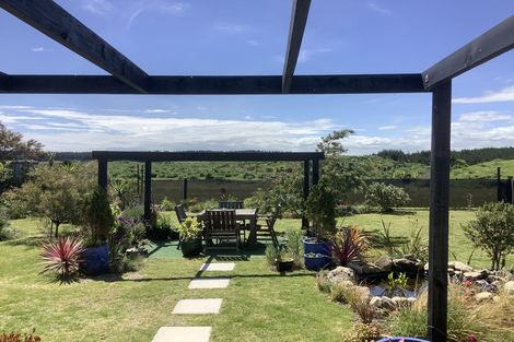 Photo of property in 3 Oxnam Place, Foxton Beach, Foxton, 4815