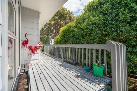 Photo of property in 10 Opal Avenue, Pakuranga, Auckland, 2010