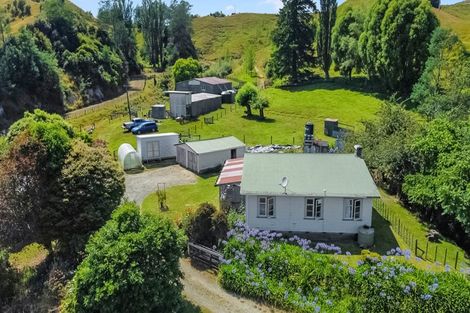 Photo of property in 7110 Ohura Road, Kohuratahi, Stratford, 4396