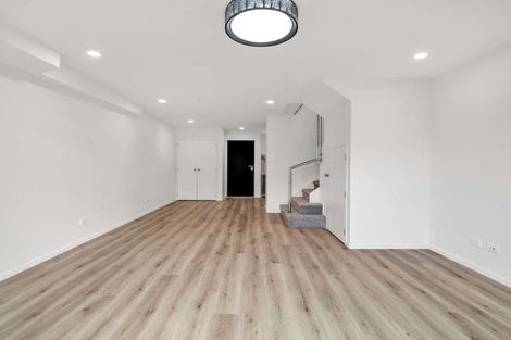 Photo of property in 3/25 Parkinson Avenue, Wesley, Auckland, 1041