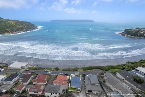 Photo of property in 6a Beach Road, Titahi Bay, Porirua, 5022