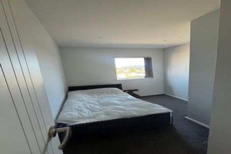 Photo of property in 75 Bordeaux Parade, Te Atatu South, Auckland, 0610