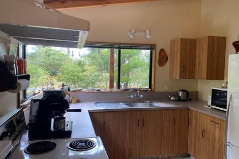 Photo of property in 44 Totara Avenue, Collingwood, 7073