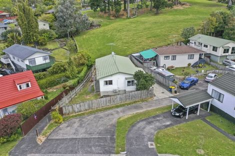 Photo of property in 41 Loughanure Place, Massey, Auckland, 0614