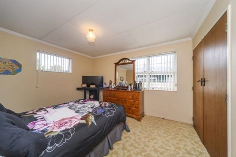 Photo of property in 24 Paradise Place, Milson, Palmerston North, 4414