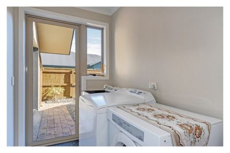 Photo of property in 14 Curtis Street, Stoke, Nelson, 7011