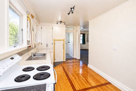 Photo of property in 3 Coote Road, Bluff Hill, Napier, 4110