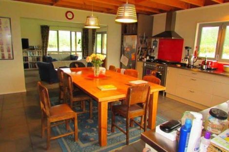 Photo of property in 11 Foxhill Road, Foxhill, Wakefield, 7095