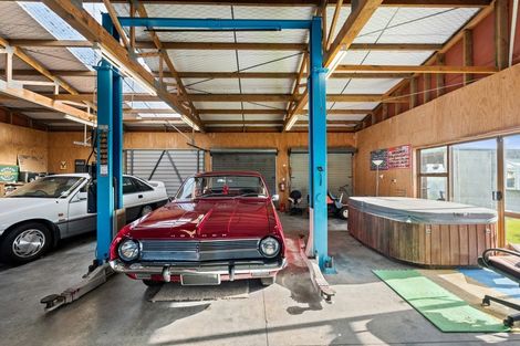 Photo of property in 17 Lee Road, Hannahs Bay, Rotorua, 3010