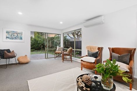 Photo of property in 263 Eastern Terrace, Sydenham, Christchurch, 8023