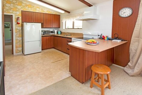 Photo of property in 1/34 Elizabeth Street, Orewa, 0931