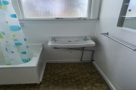 Photo of property in 1-4/8 Albert Street, Seaview, Timaru, 7910